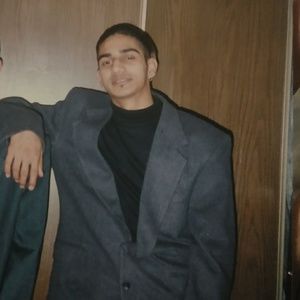 Meet your Posher, Davinder